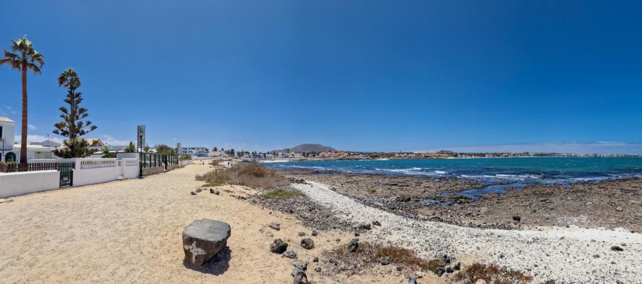 Villa La Maja Beachfront Corralejo Exteriör bild