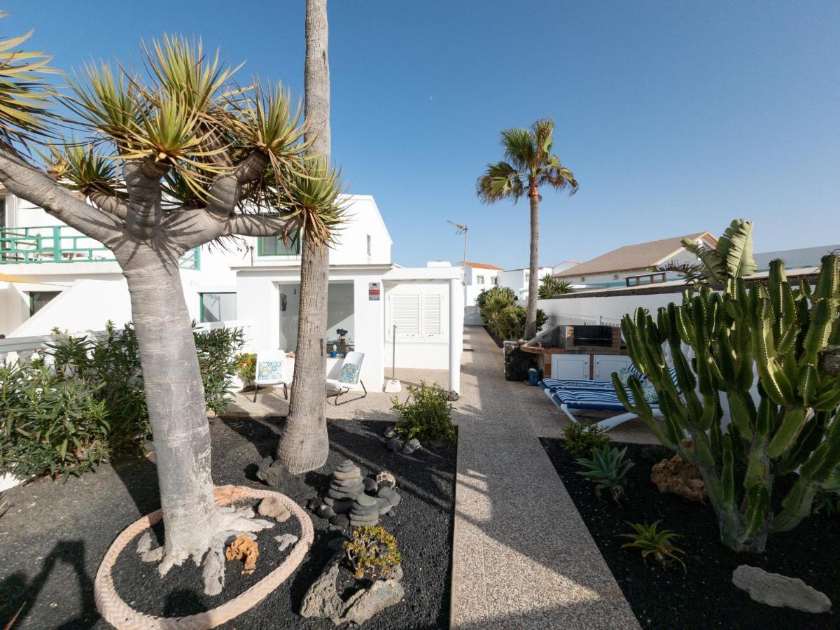 Villa La Maja Beachfront Corralejo Exteriör bild